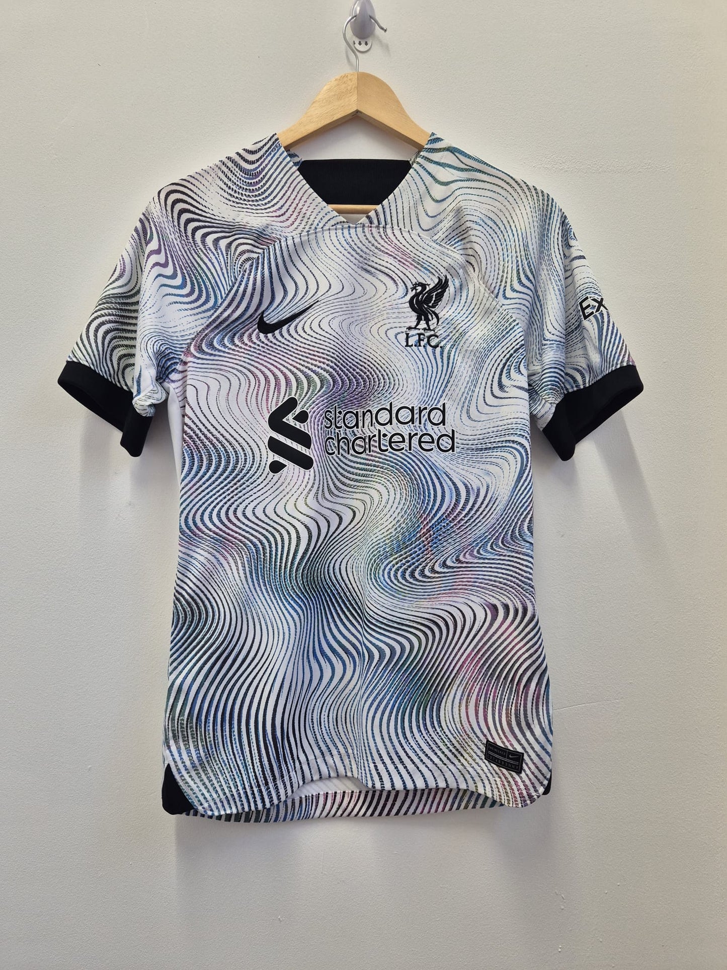 Liverpool 2022/23 'Thiago' Away Shirt Small